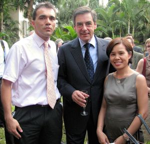 Mr François Fillon with the managment team of trivin Sa